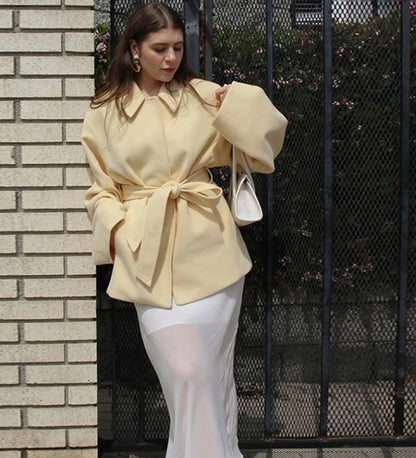 Manteau Élégant Col Montant à Ceinture